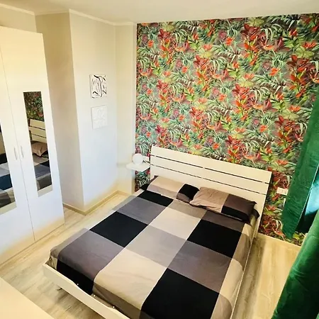 Apartmán ☆☆☆appartamento Con Parcheggio Gratis+wi-fi+cromoterapia☆☆☆ *